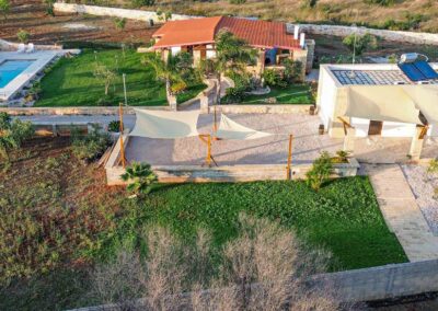 Aperçu de la villa et de la dependance